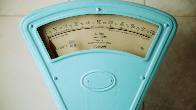 200グラムってどれくらい?身近なものでわかる重さの目安とすぐ使える比較アイデア